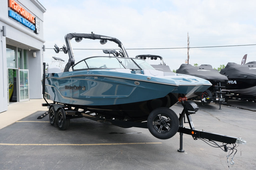 2025 MasterCraft XT24 Icon