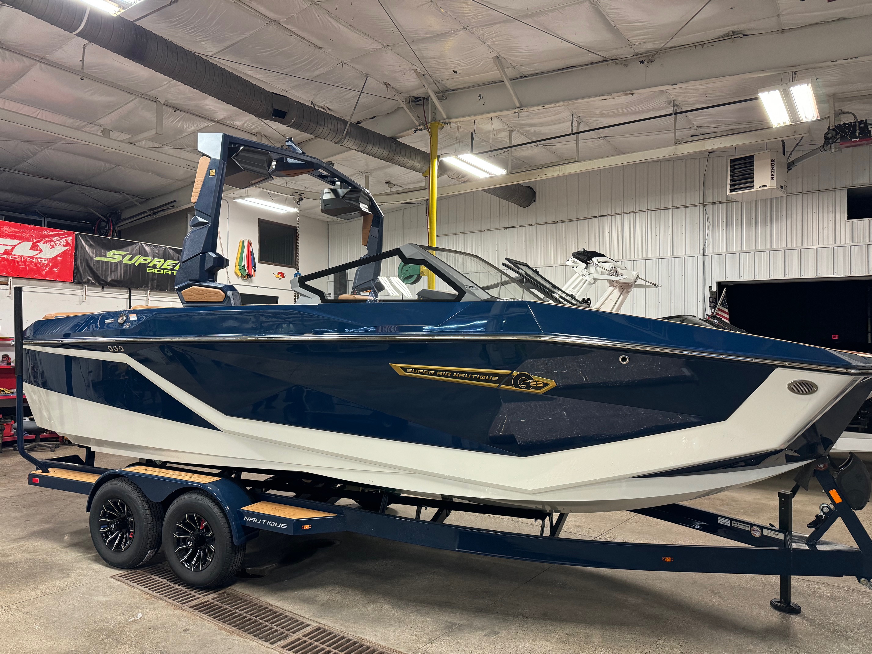 boat.Title
