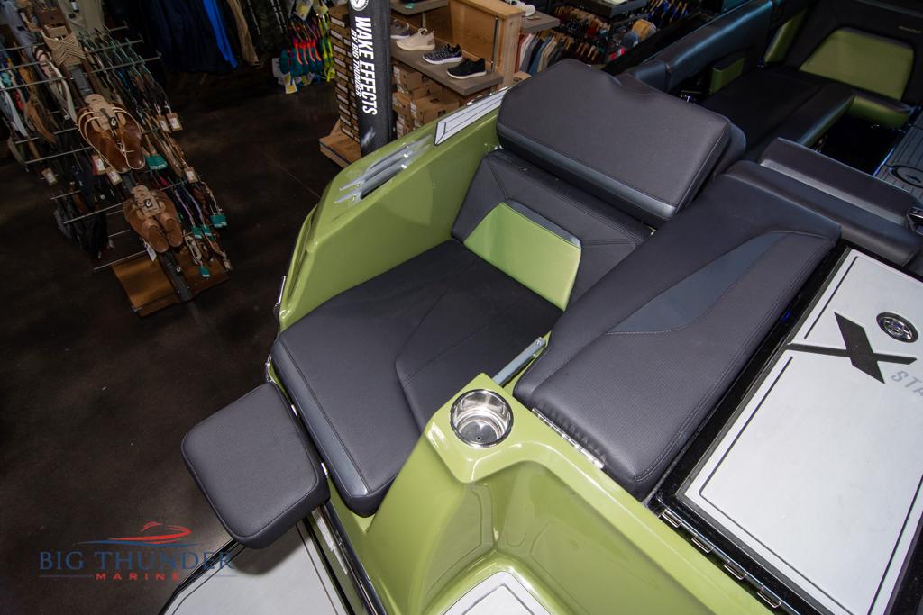 2022 Mastercraft XSTAR SURF