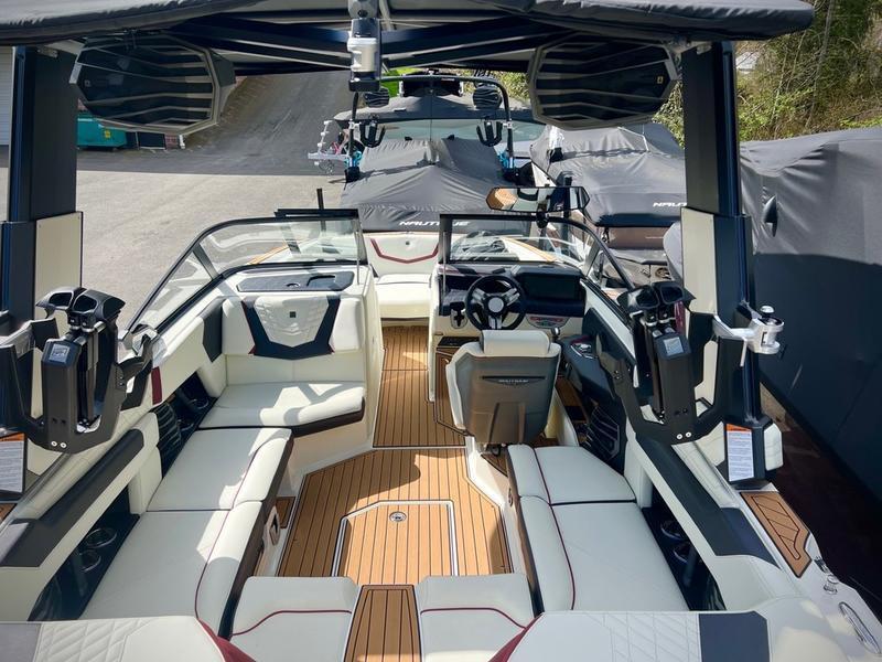 NEW 2024 Nautique G21