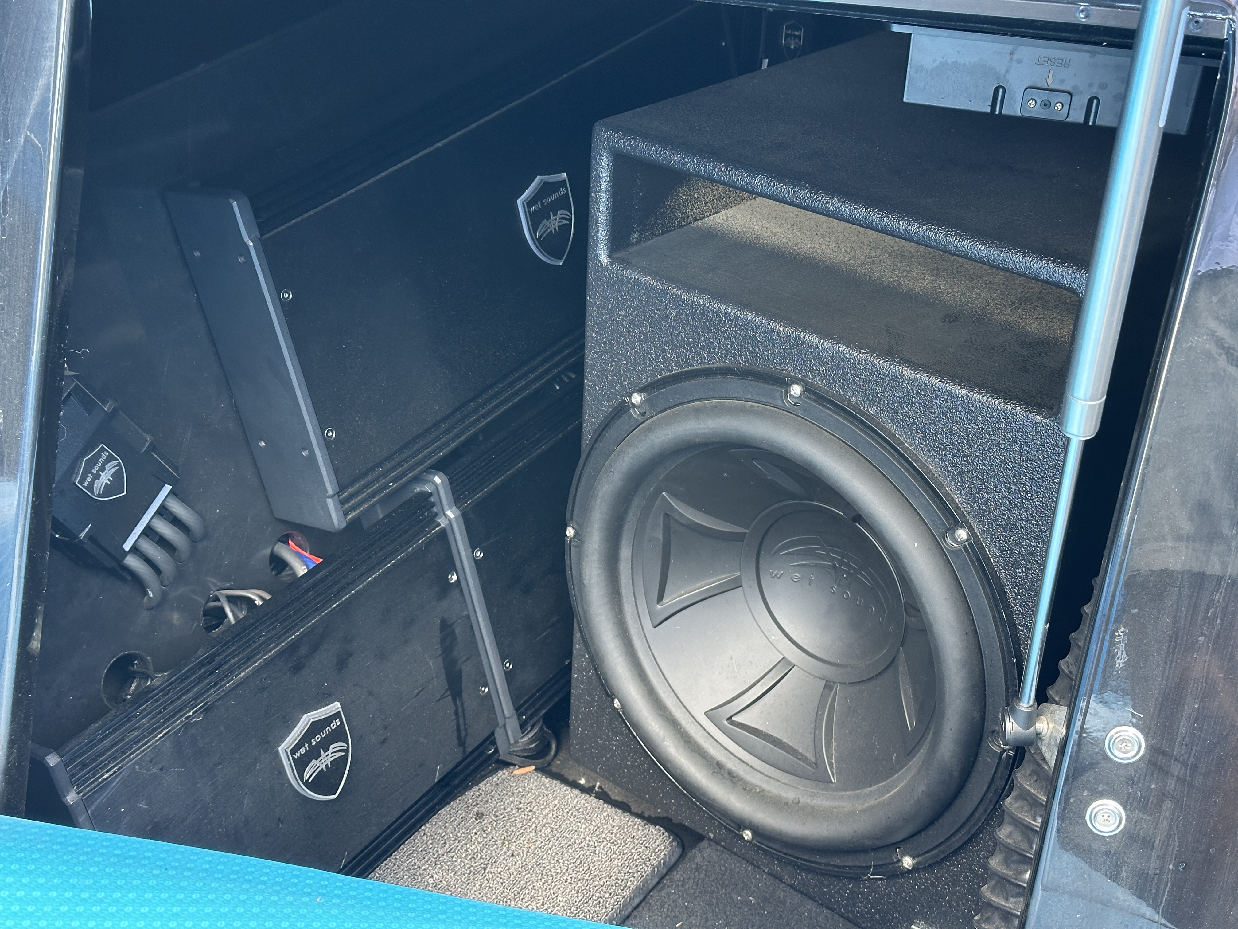 2019 Centurion Ri257 **MASSIVE STEREO UPGRADE** Icon