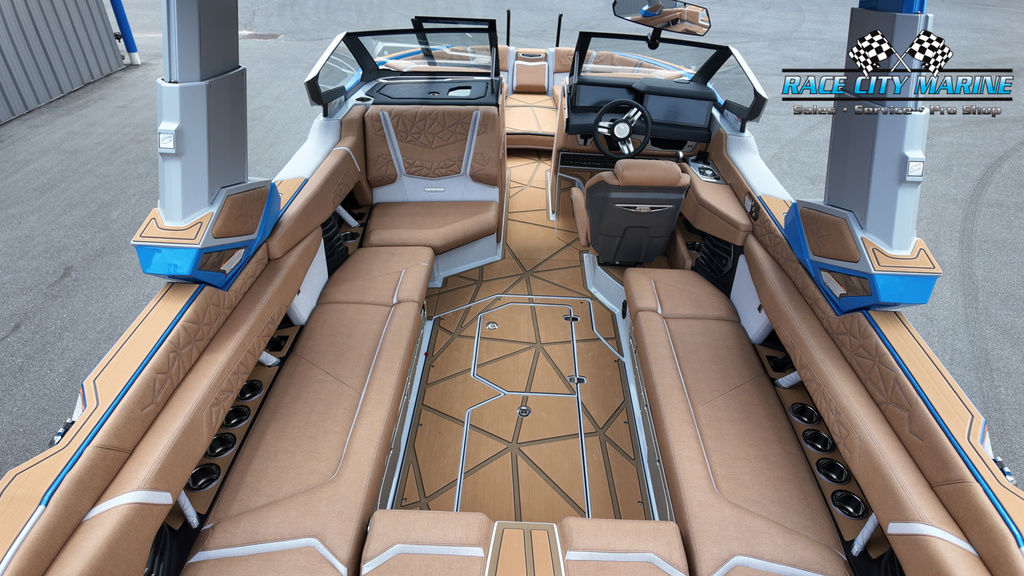 2025 Nautique P25