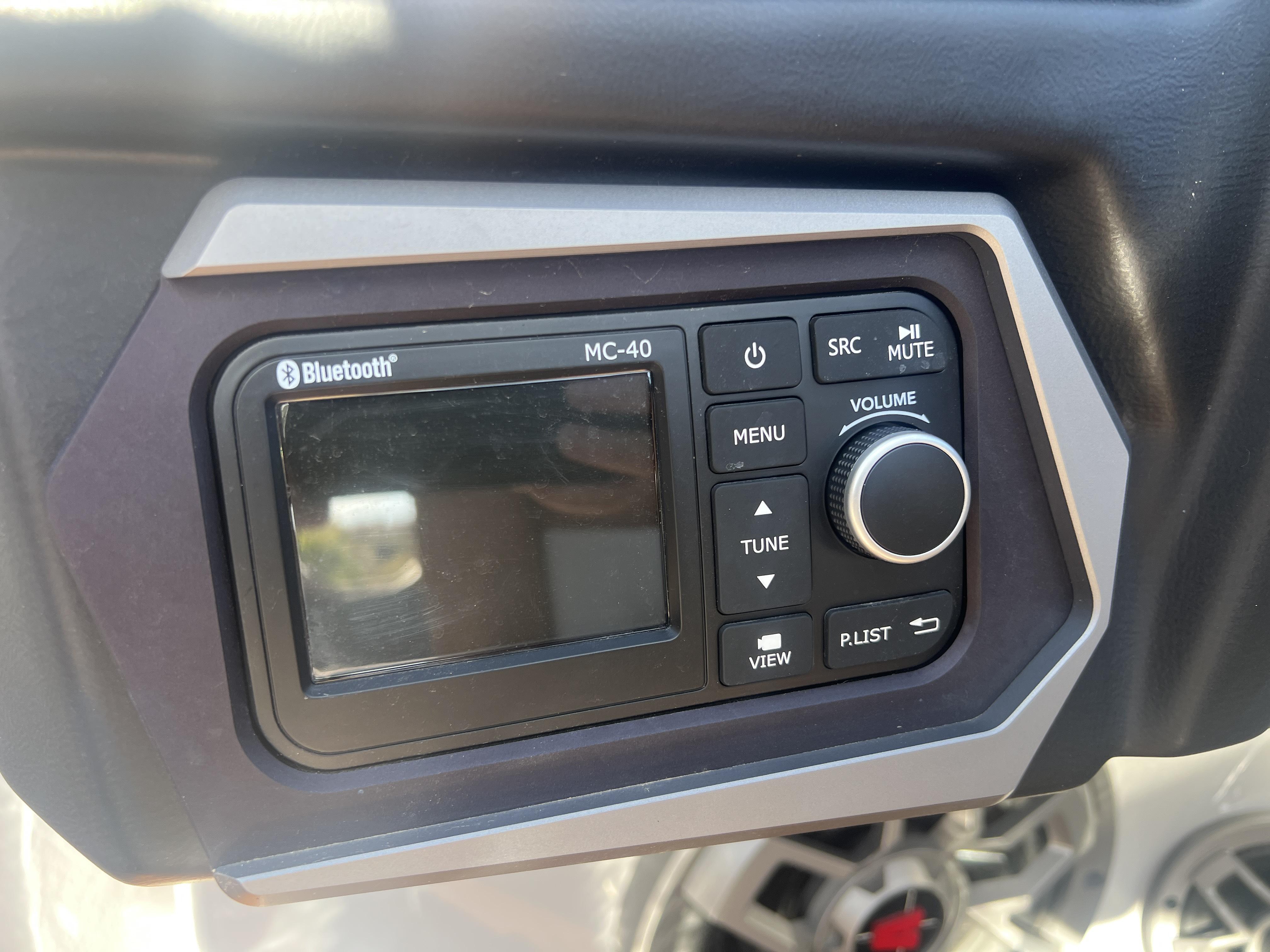 2023 Axis T250