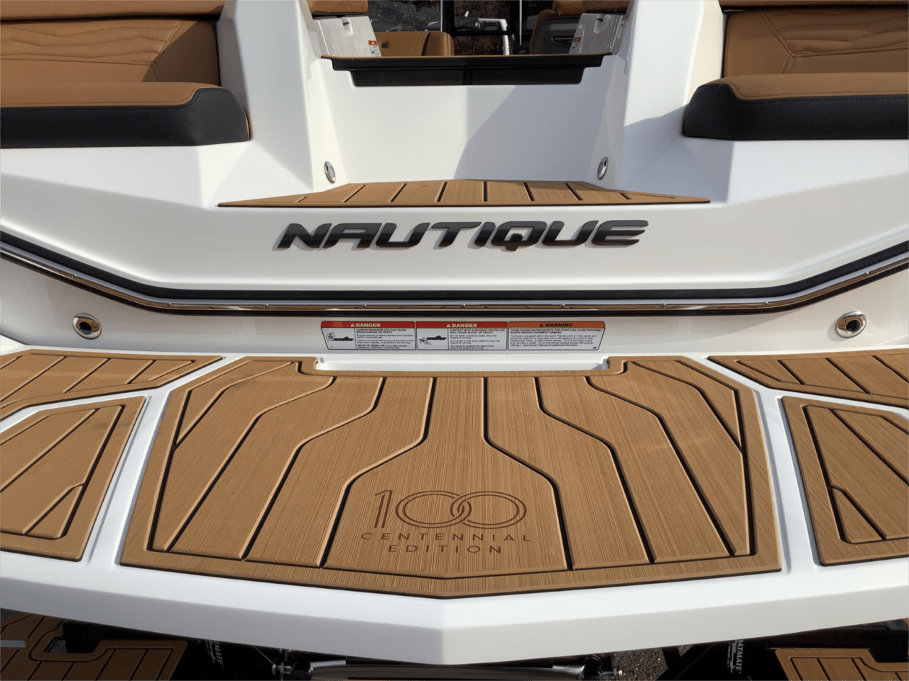 2025 Nautique G23