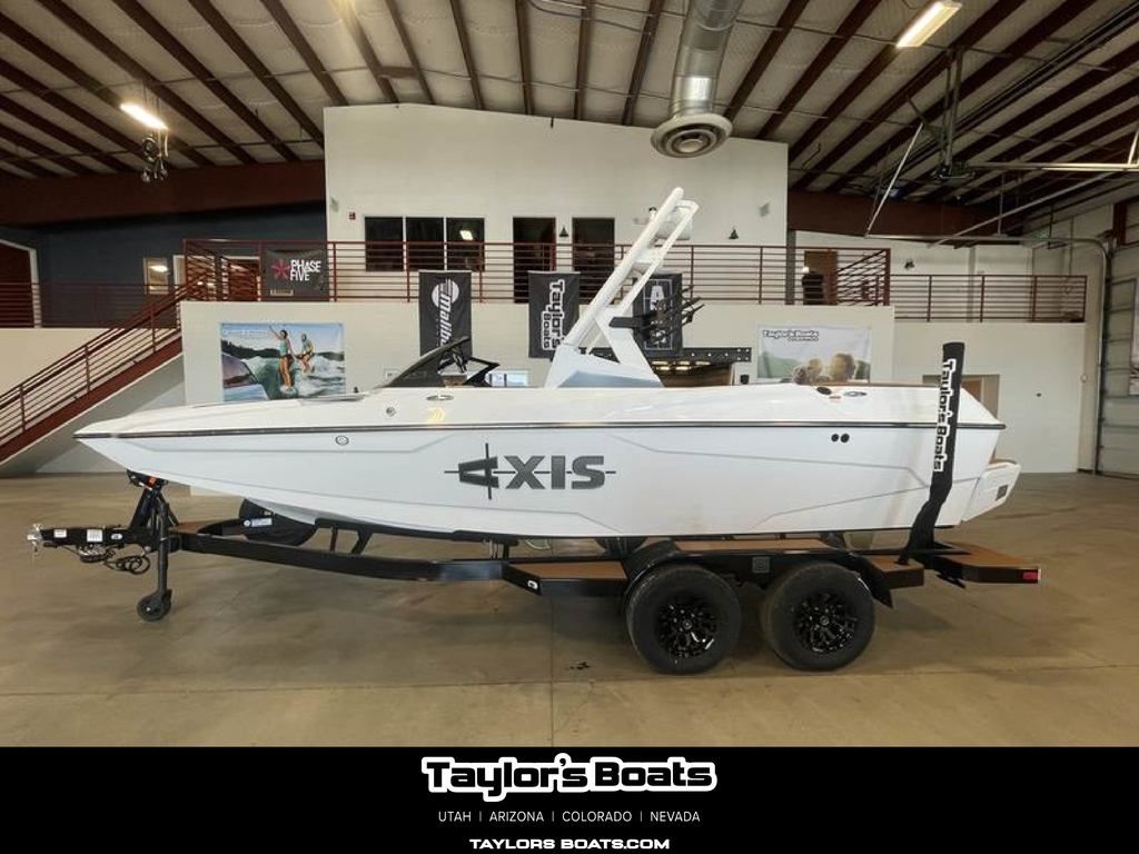 boat.Title