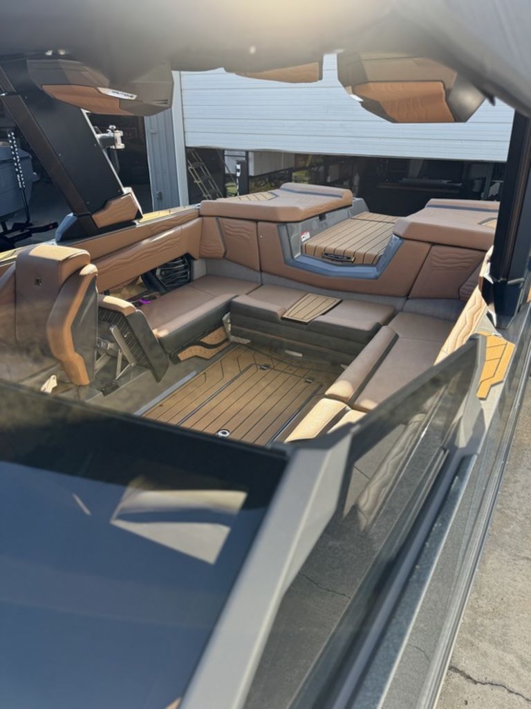 2025 Nautique Super Air Nautique G23