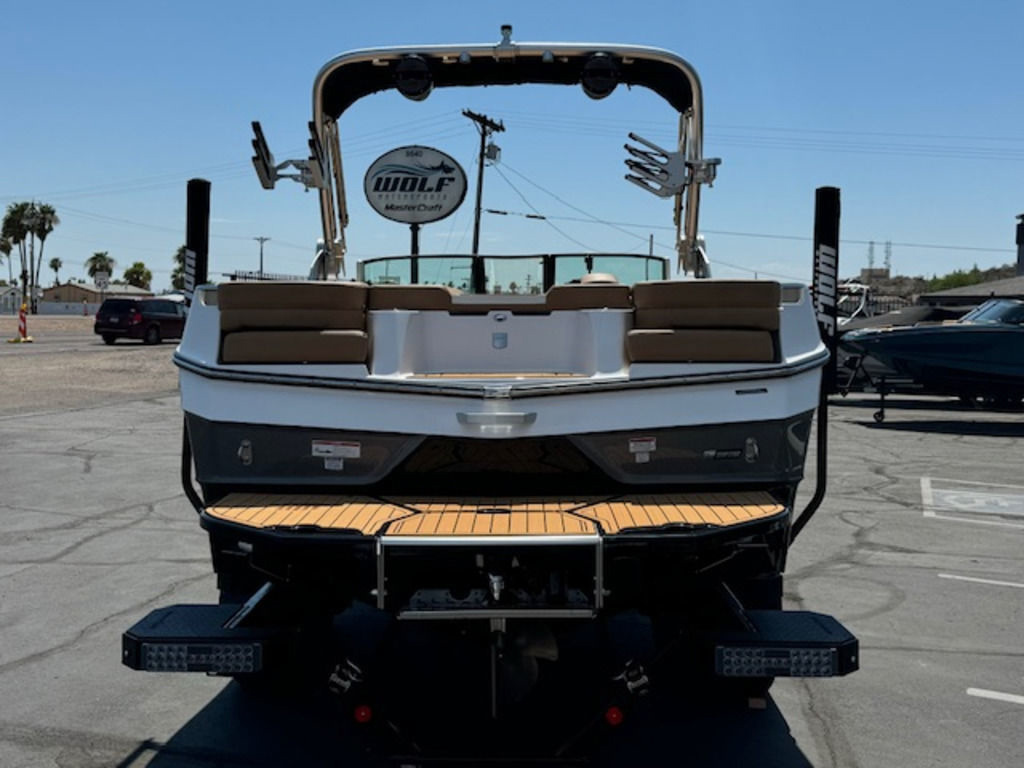2024 Mastercraft XT23