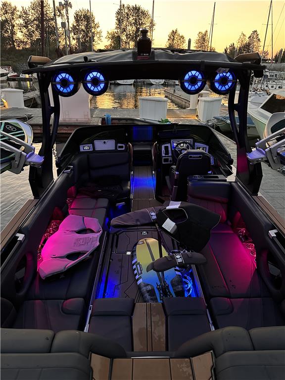 Supra SE 2022 Blacked Out with cool lights and sound system Icon
