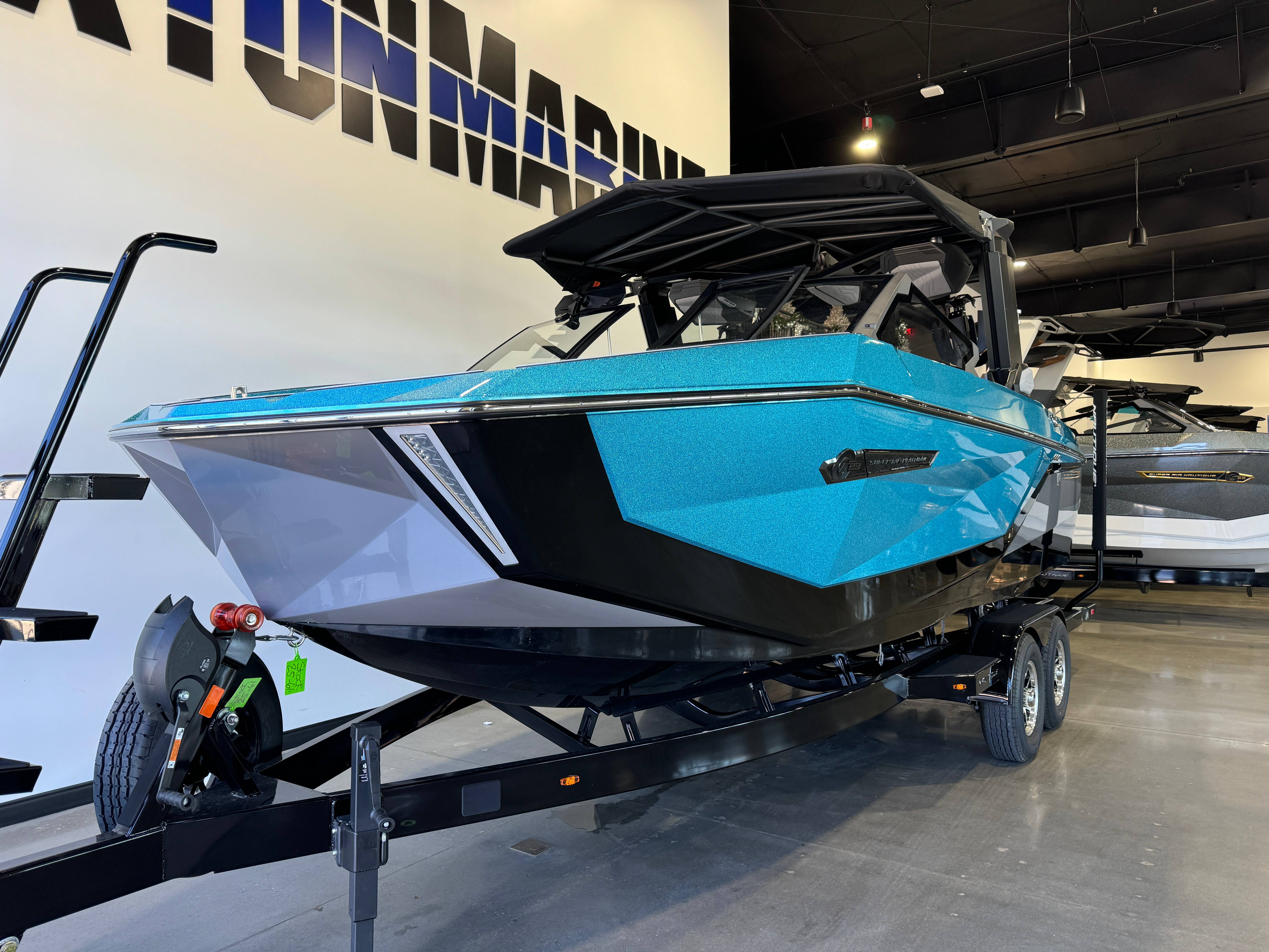 boat.Title