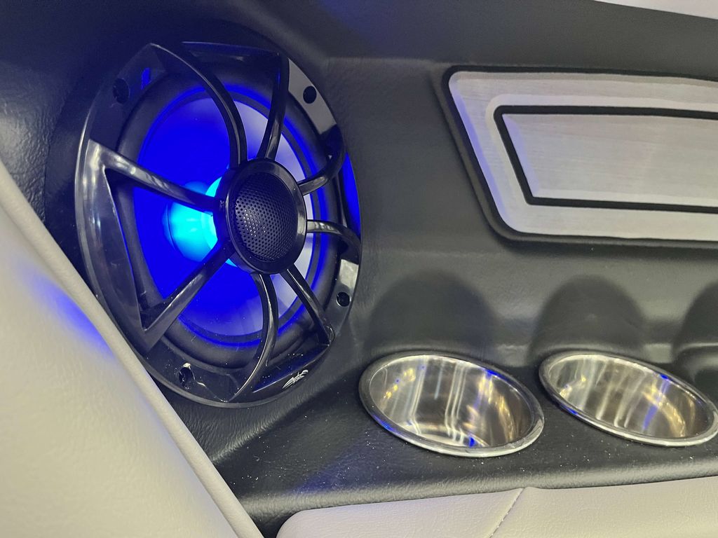 2025 MOOMBA Mondo