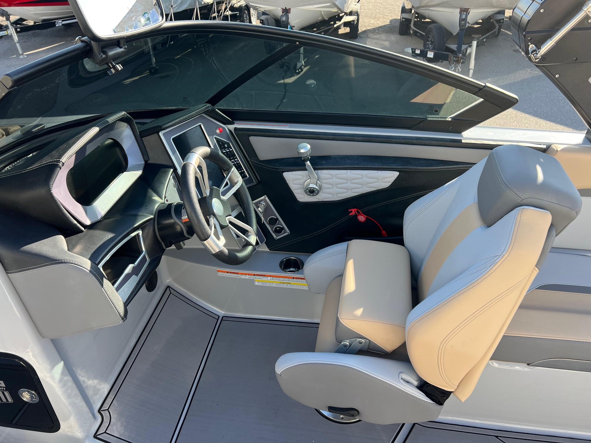 2022 Mastercraft X24 , 90 hours