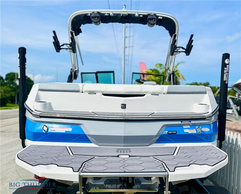 2023 MasterCraft NXT21