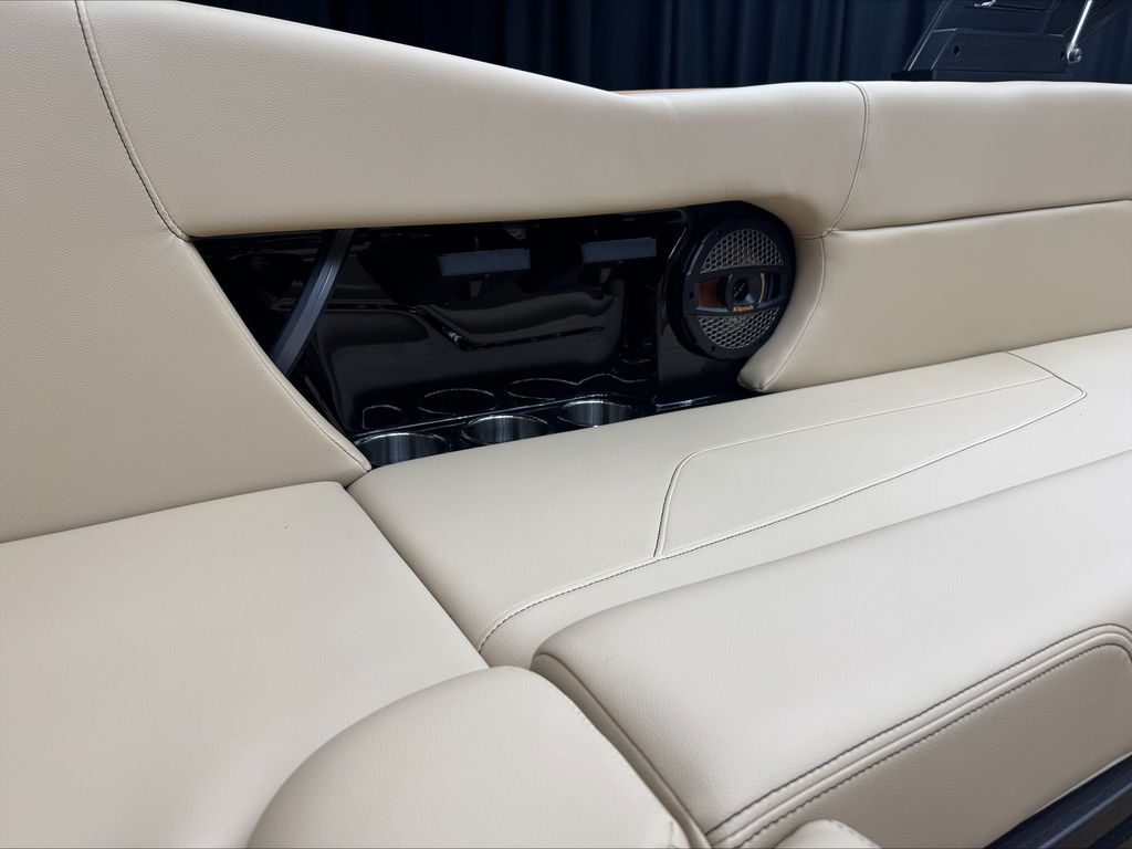 2025 MasterCraft NXT24