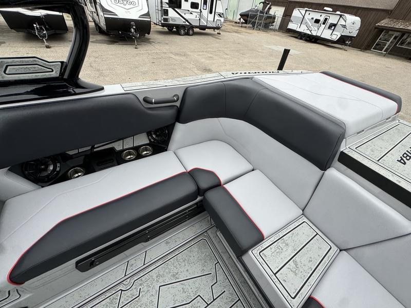 2025 Moomba Max