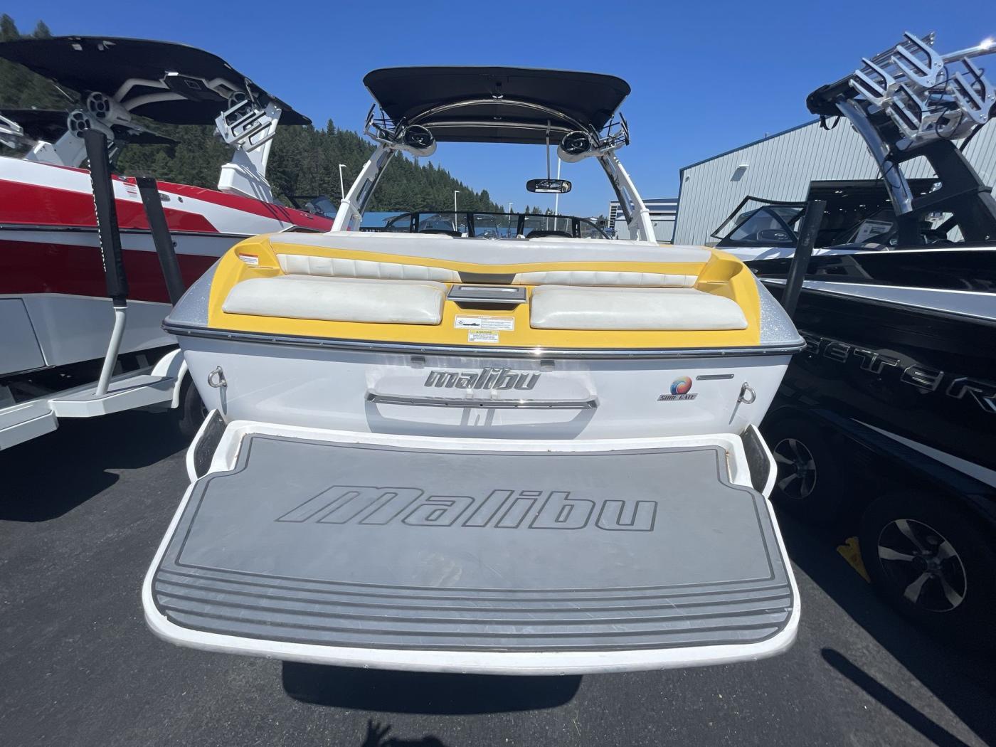 2013 malibu 22-MXZ