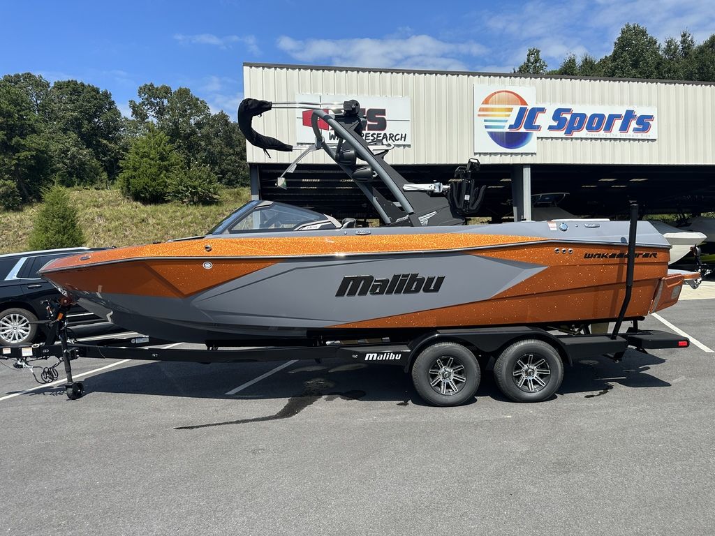 boat.Title