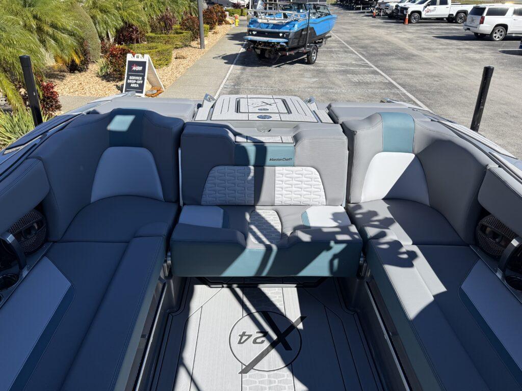 2025 MasterCraft X24