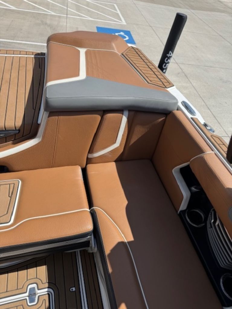 2020 Nautique Super Air Nautique G23