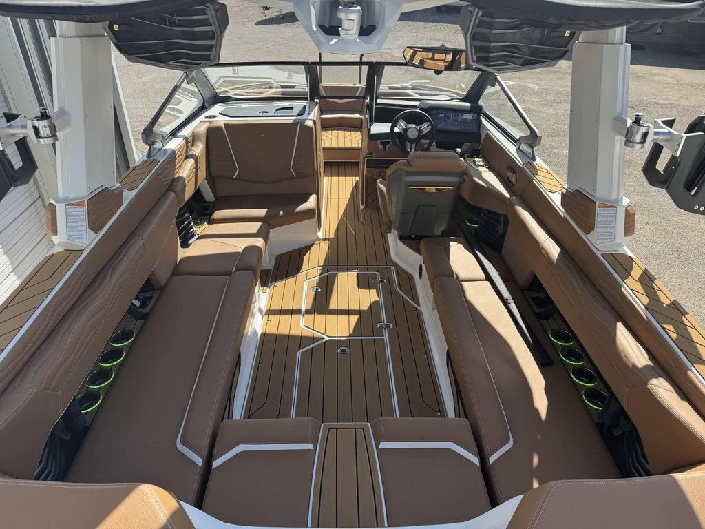 2025 Nautique Super Air Nautique G25
