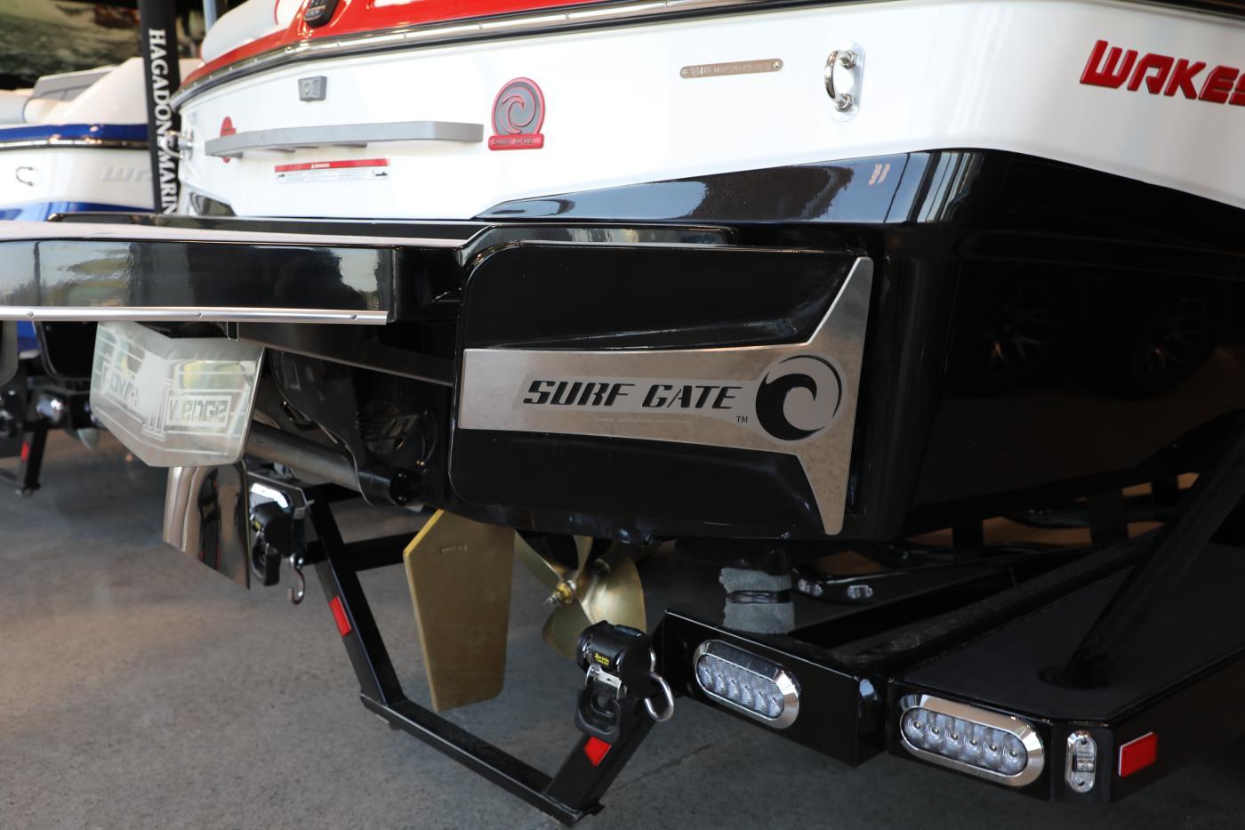 2023 Malibu 23 LSV