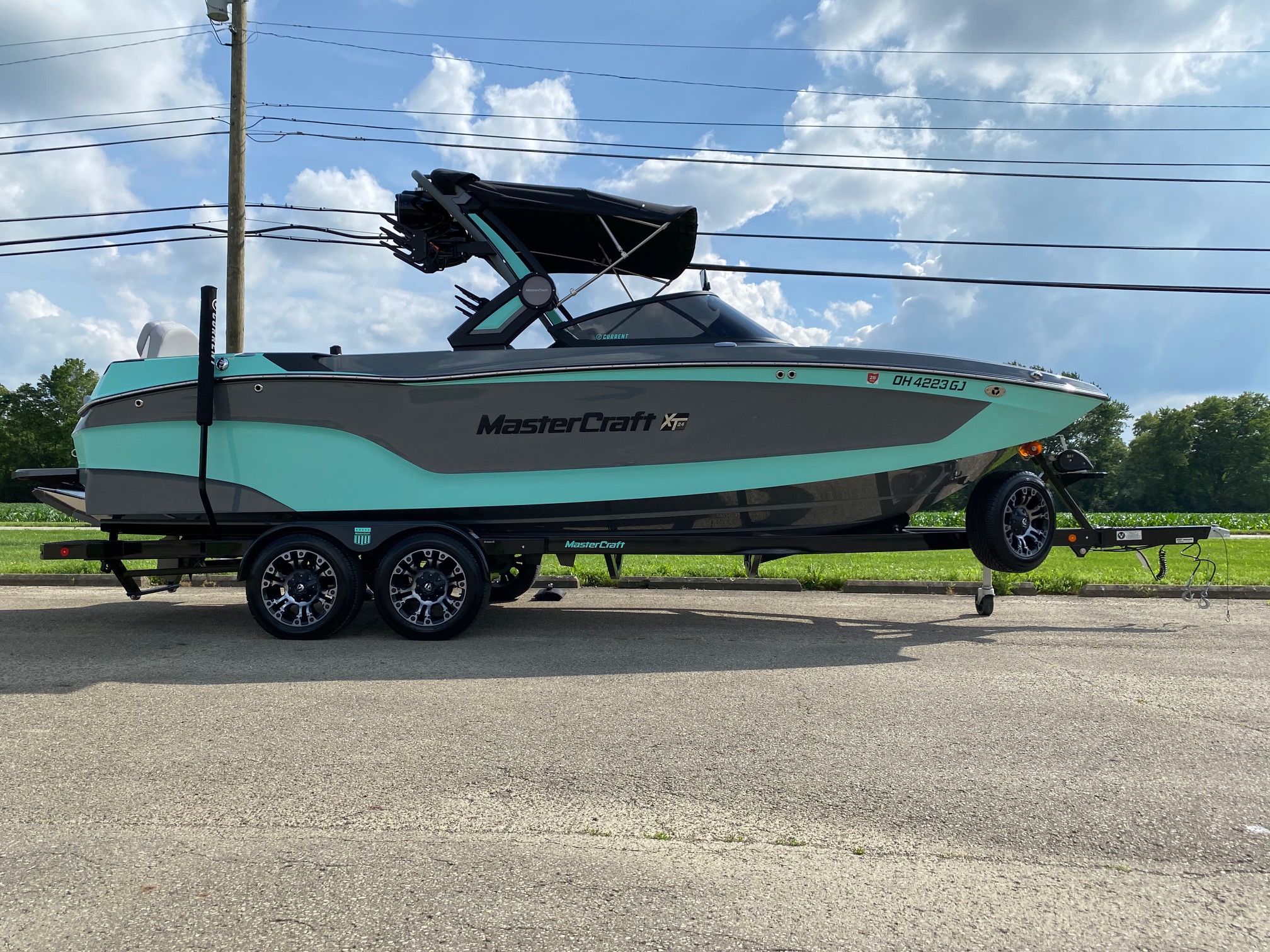 2022 MasterCraft XT24 – Loaded & Immaculate!