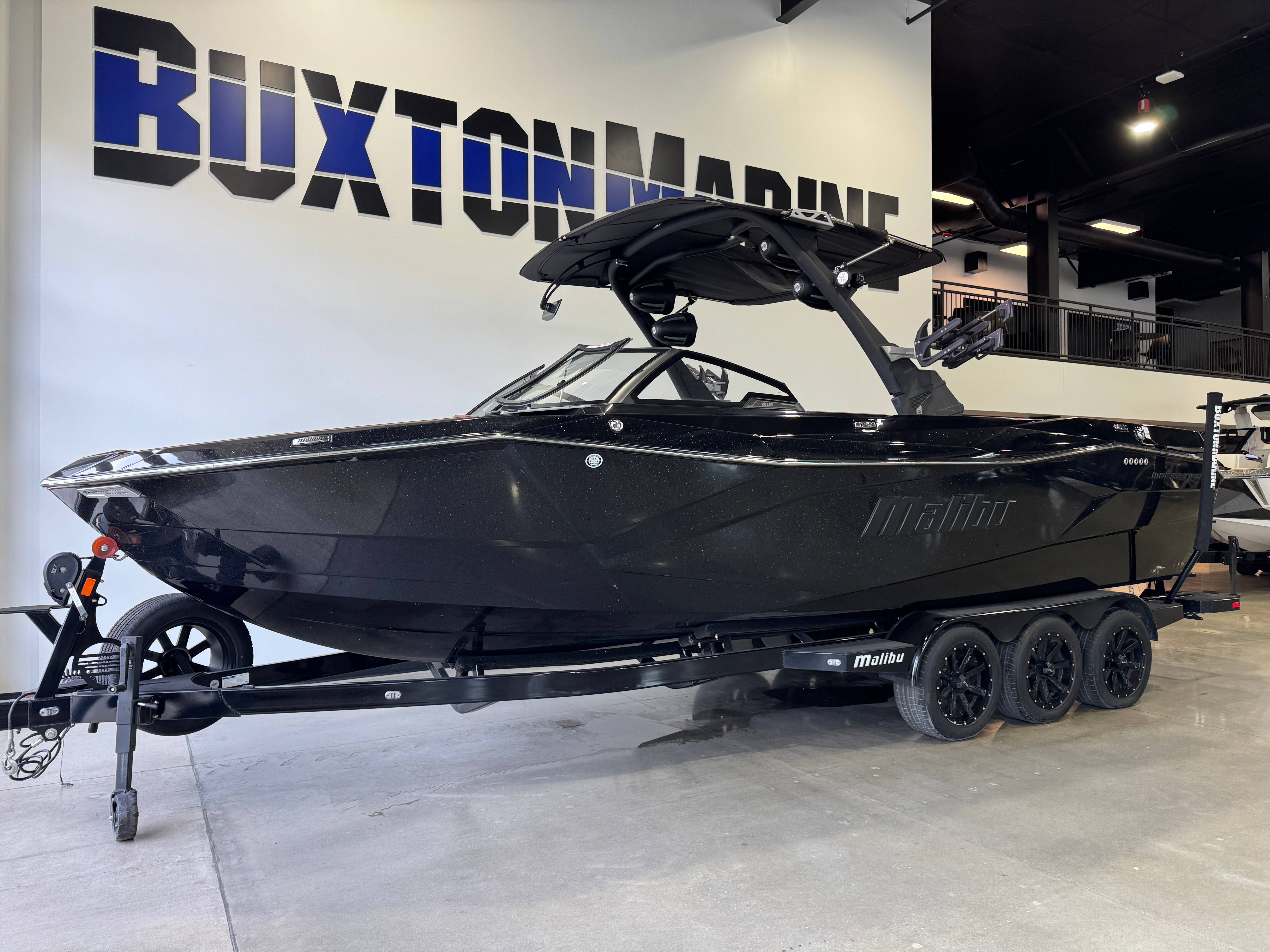 2023 Malibu Wakesetter 26 LSV