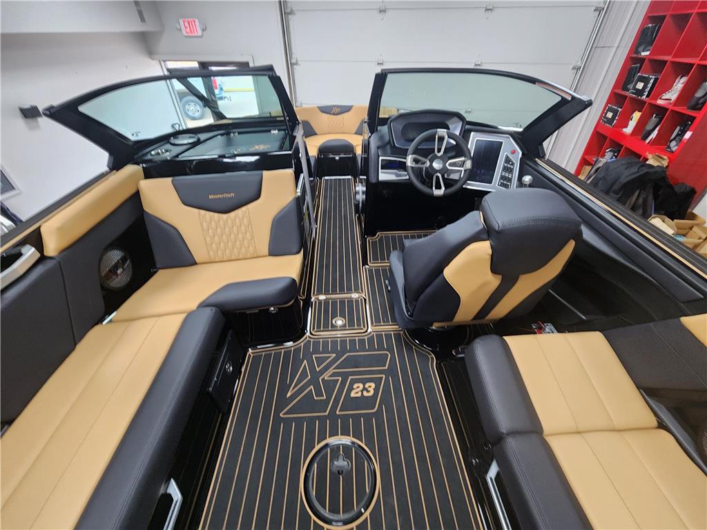 2024 Mastercraft XT-23 | 209111