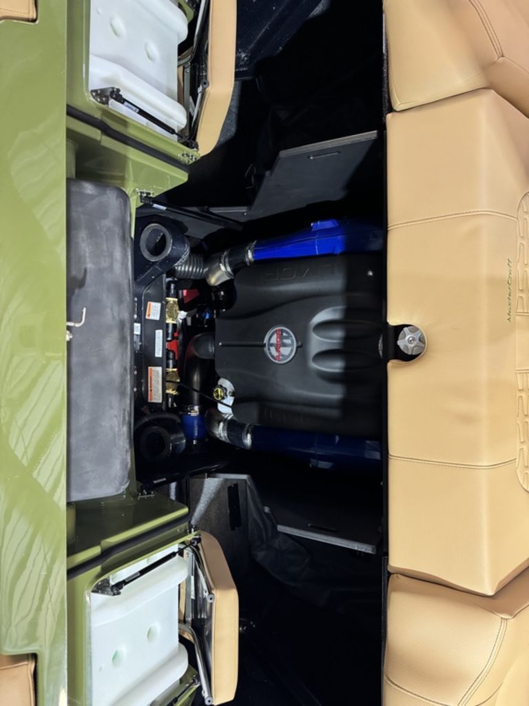 2025 MasterCraft X24