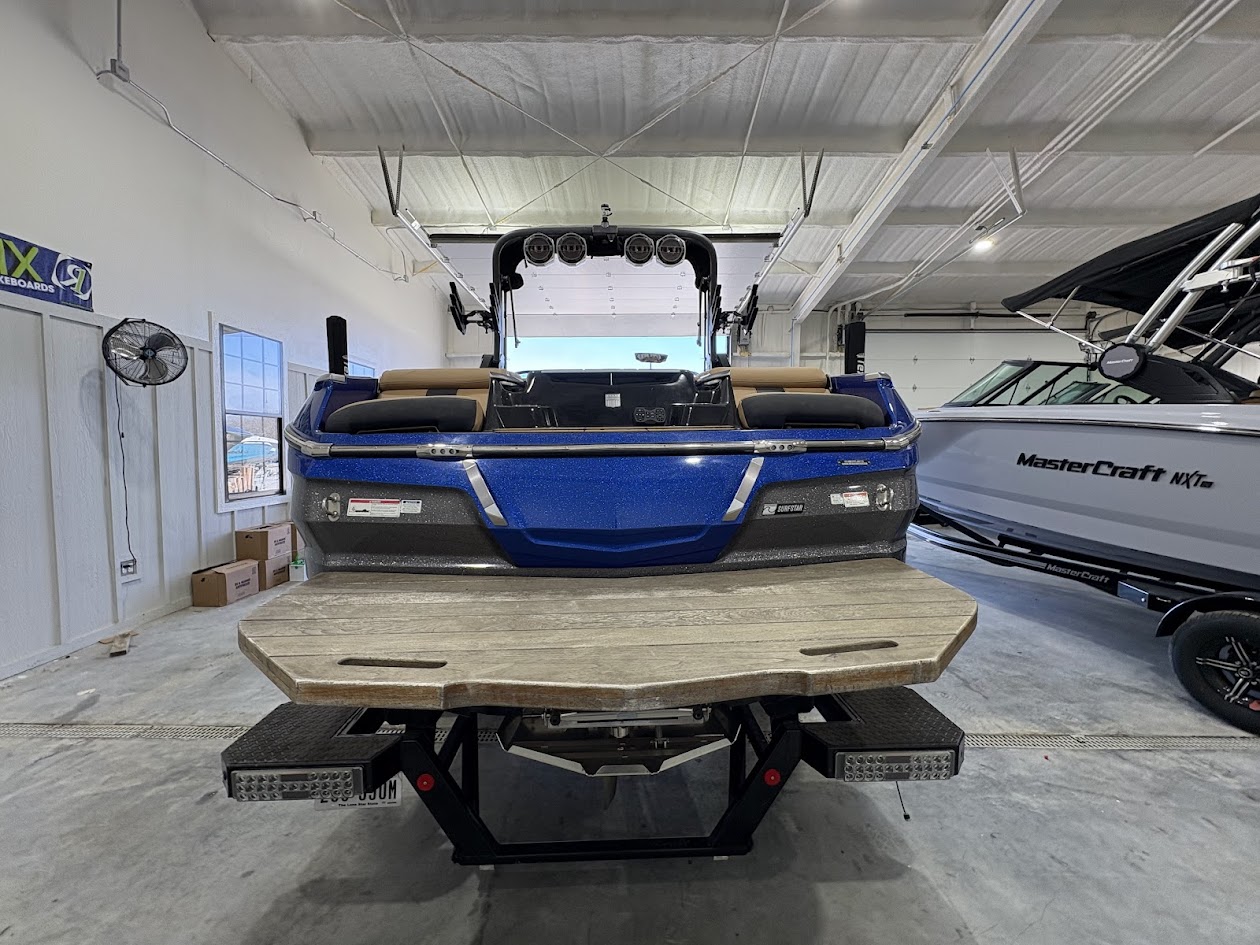 2022 MasterCraft X26
