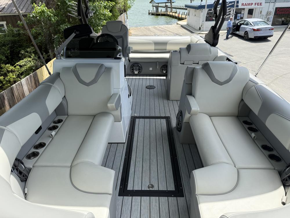 2025 Montara 23