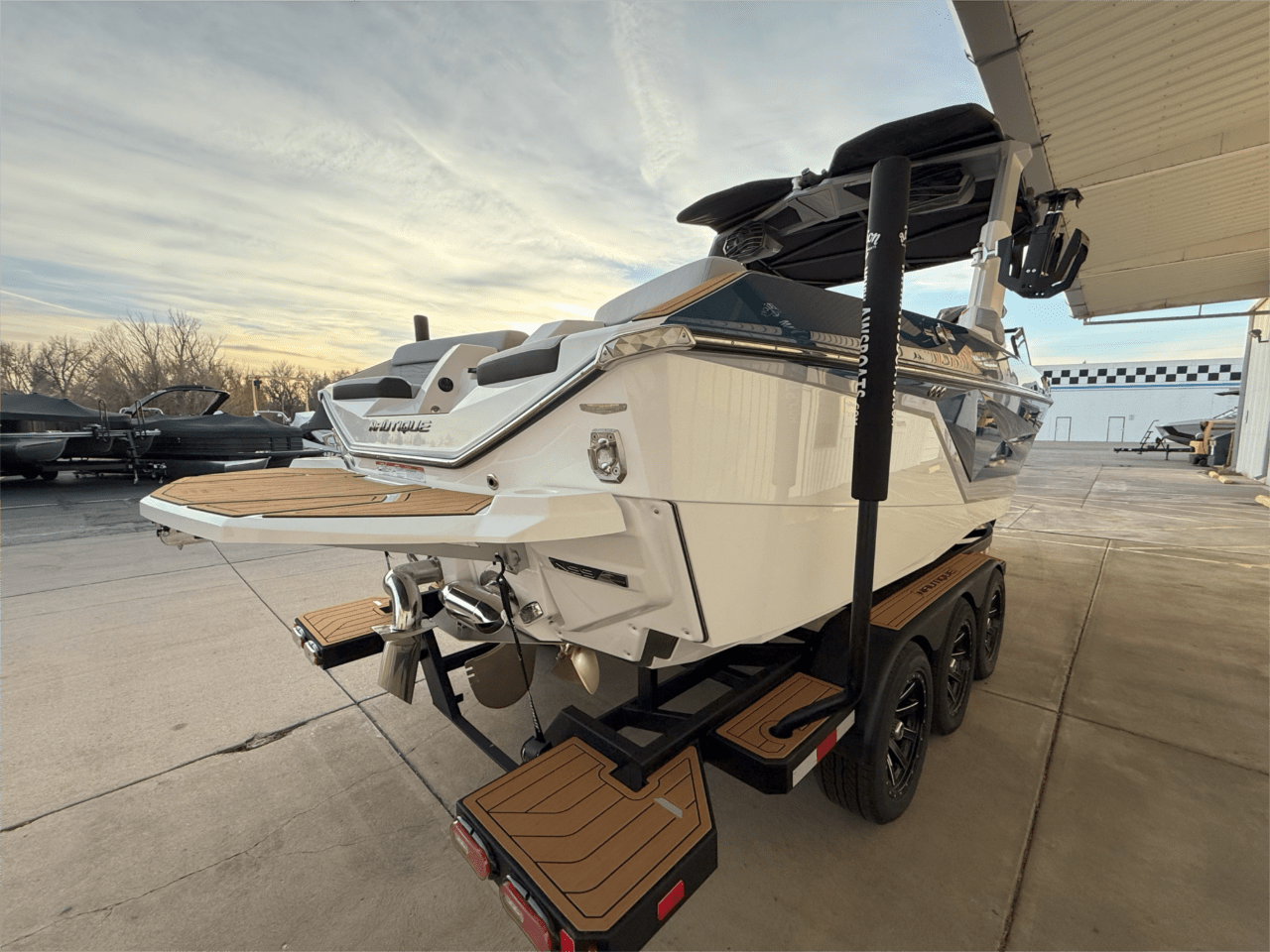 2025 Nautique G25