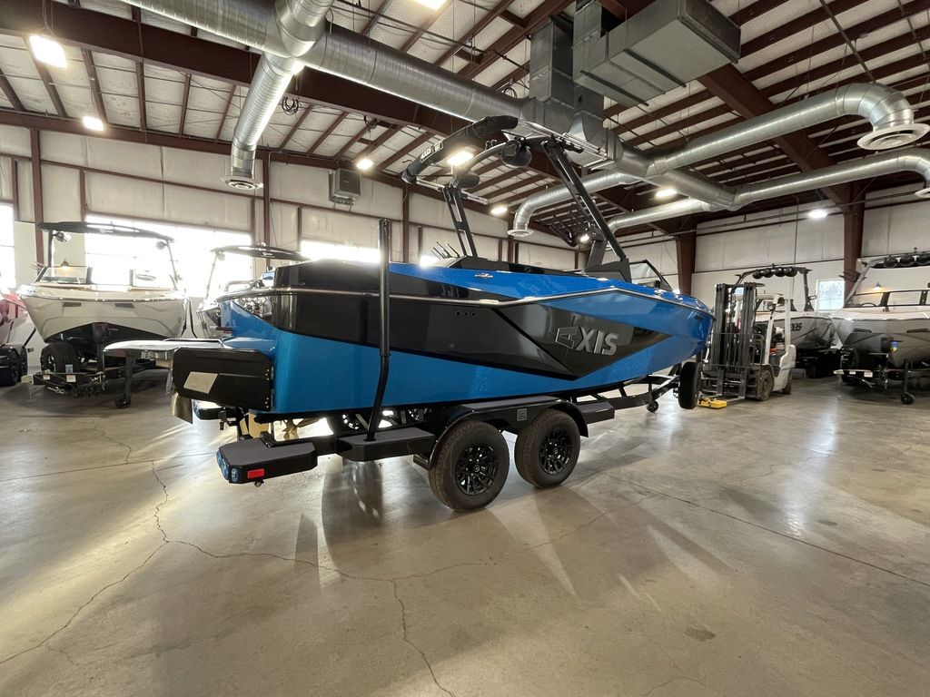 2025 Axis Wake Research T220