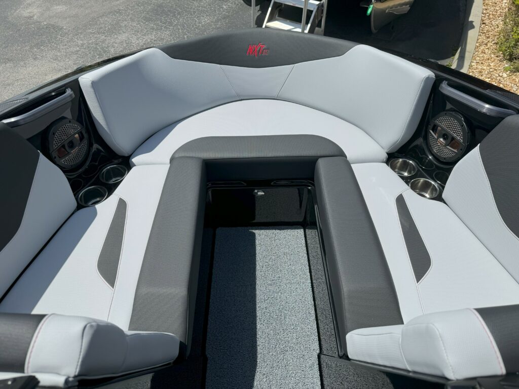 2024 MasterCraft NXT21