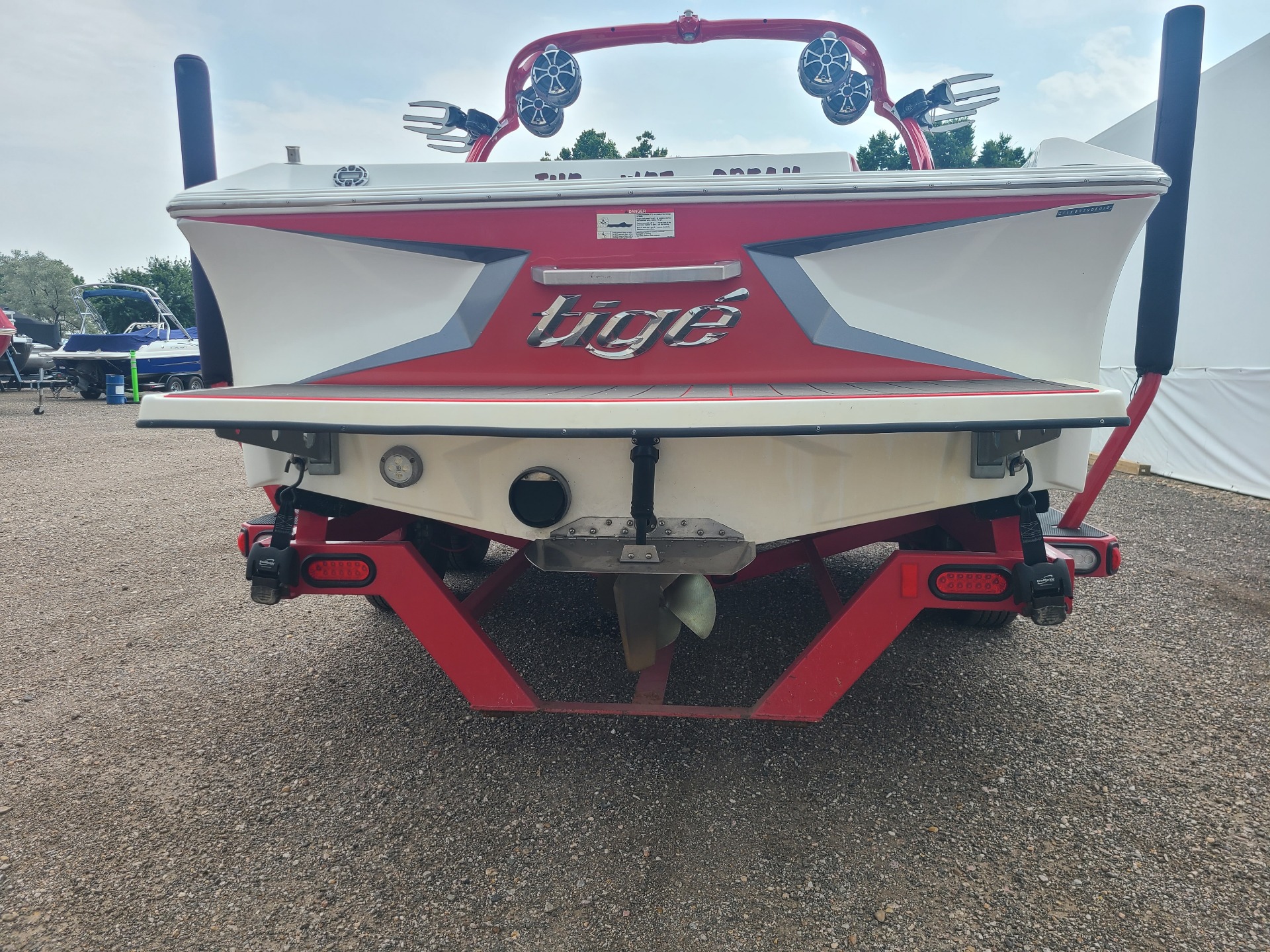 2010 TIGE RZ4