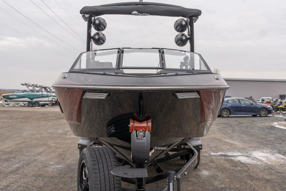 2024 Malibu Boats 22 LSV