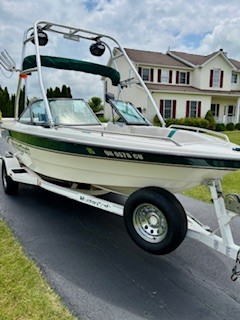 1998 MasterCraft ProStar 205 – LOW Hrs – Tower, Perfect Pass Speed Control
