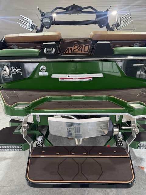 ***Malibu M240***
