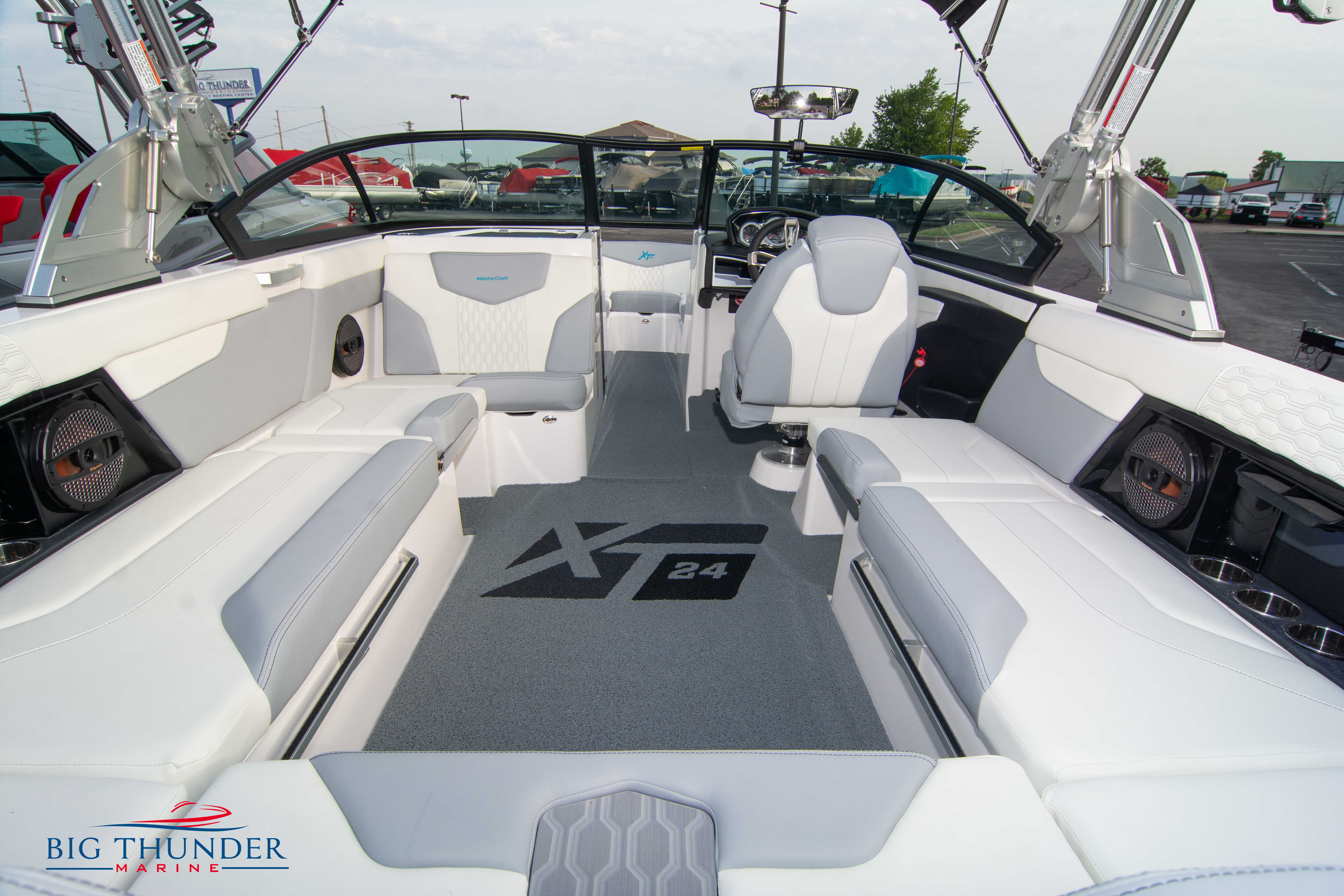 2023 Mastercraft XT24