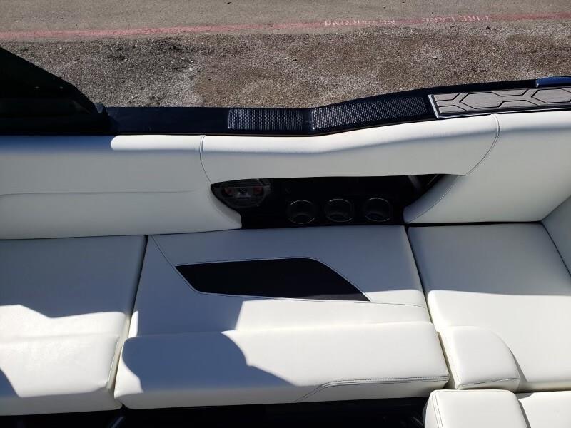 2021 MasterCraft NXT 24 Icon