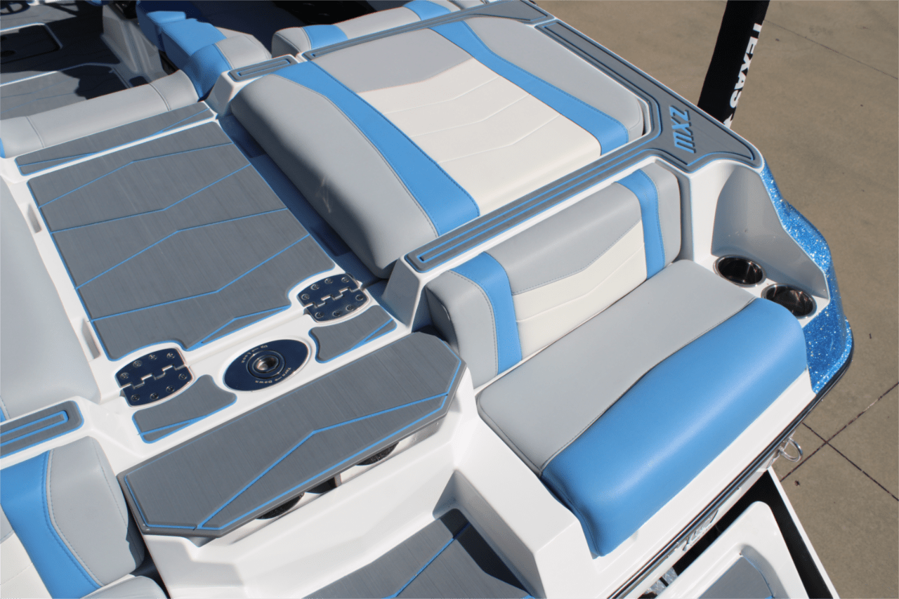 2025 Malibu 23 MXZ