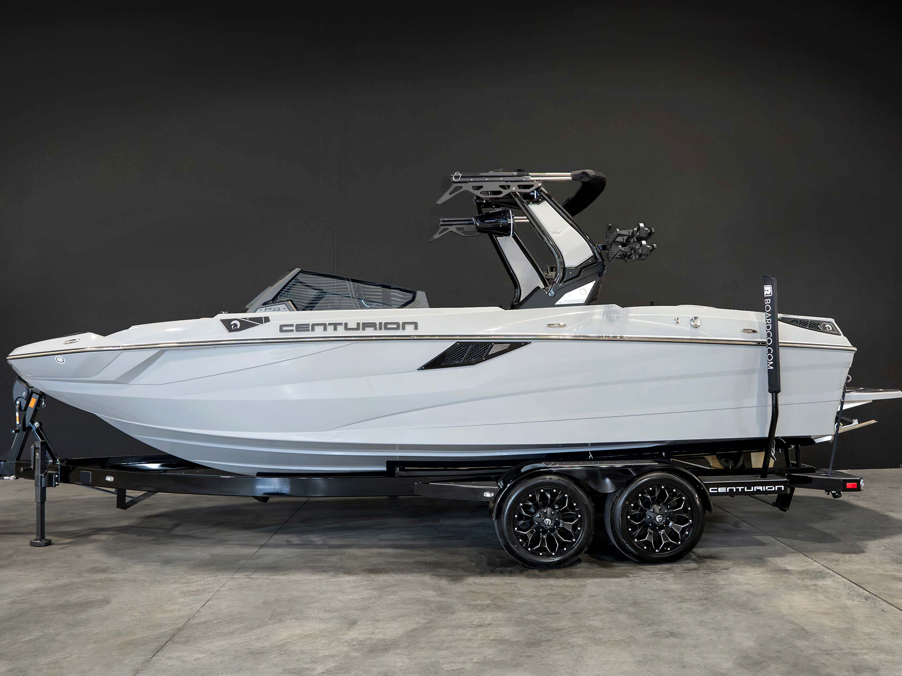 boat.Title