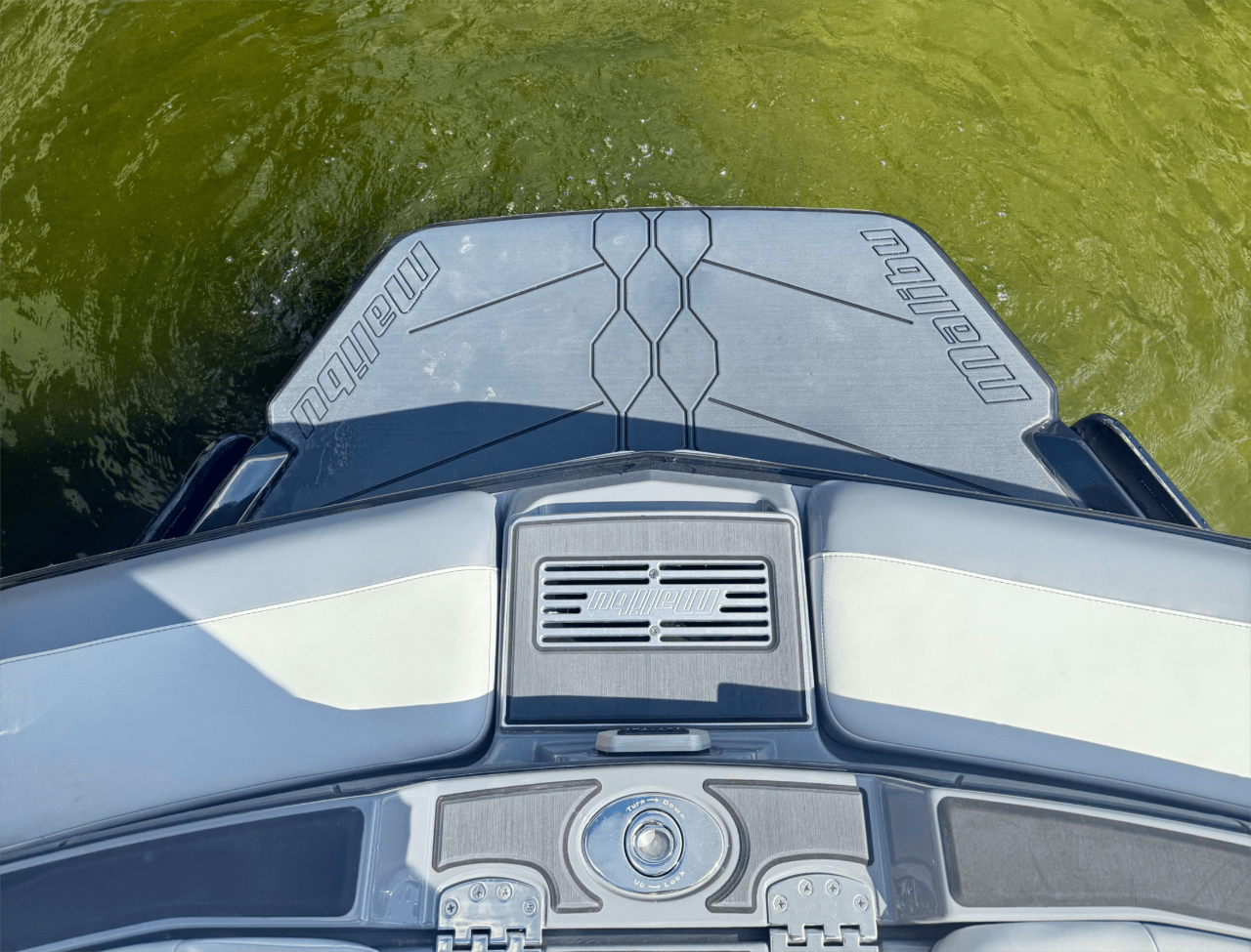 2022 MALIBU M220 – PERFECT CONDITION – FRESHWATER USE ONLY – LIKE NEW Icon
