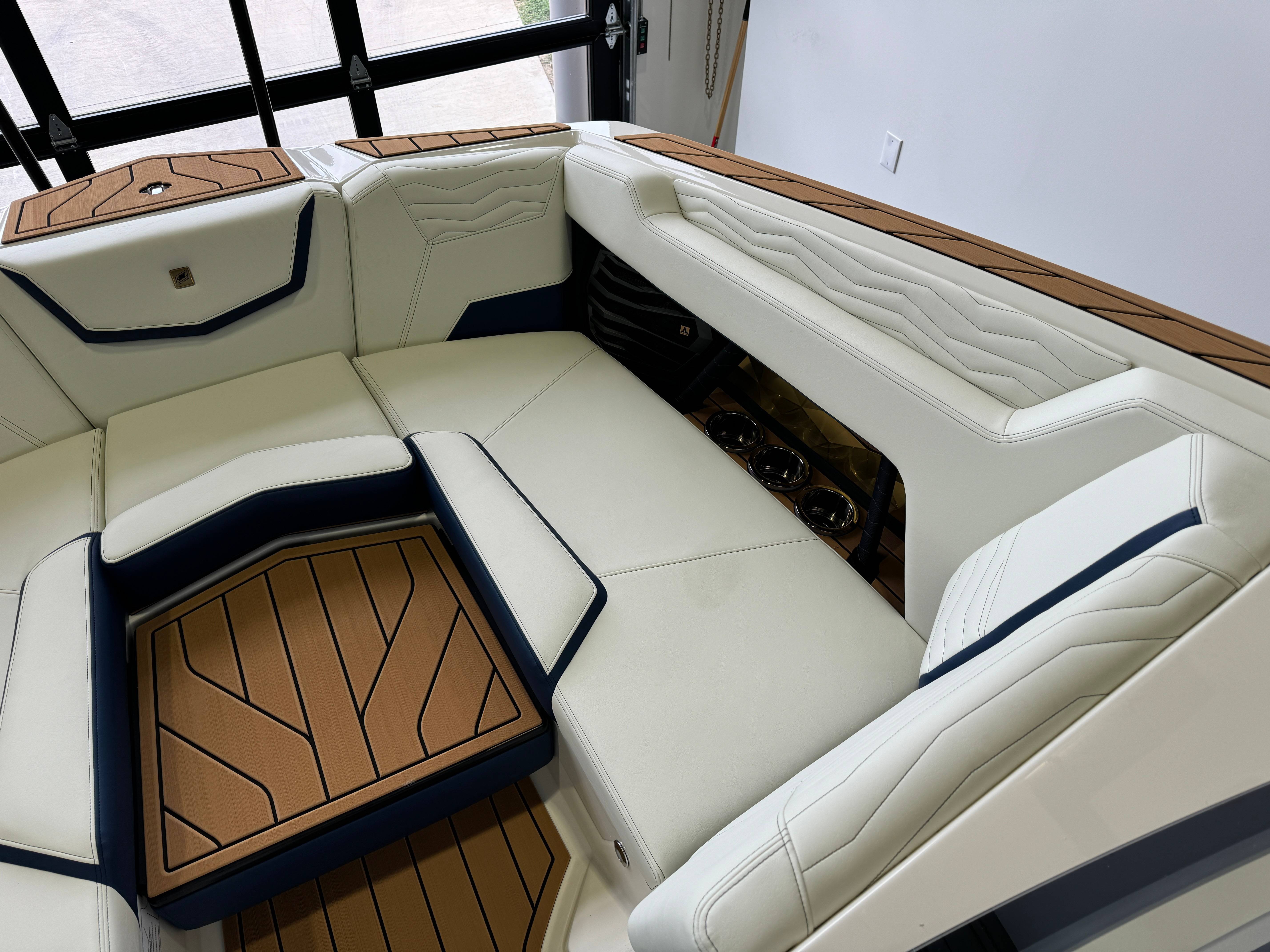 2025 Nautique Super Air Nautique G23