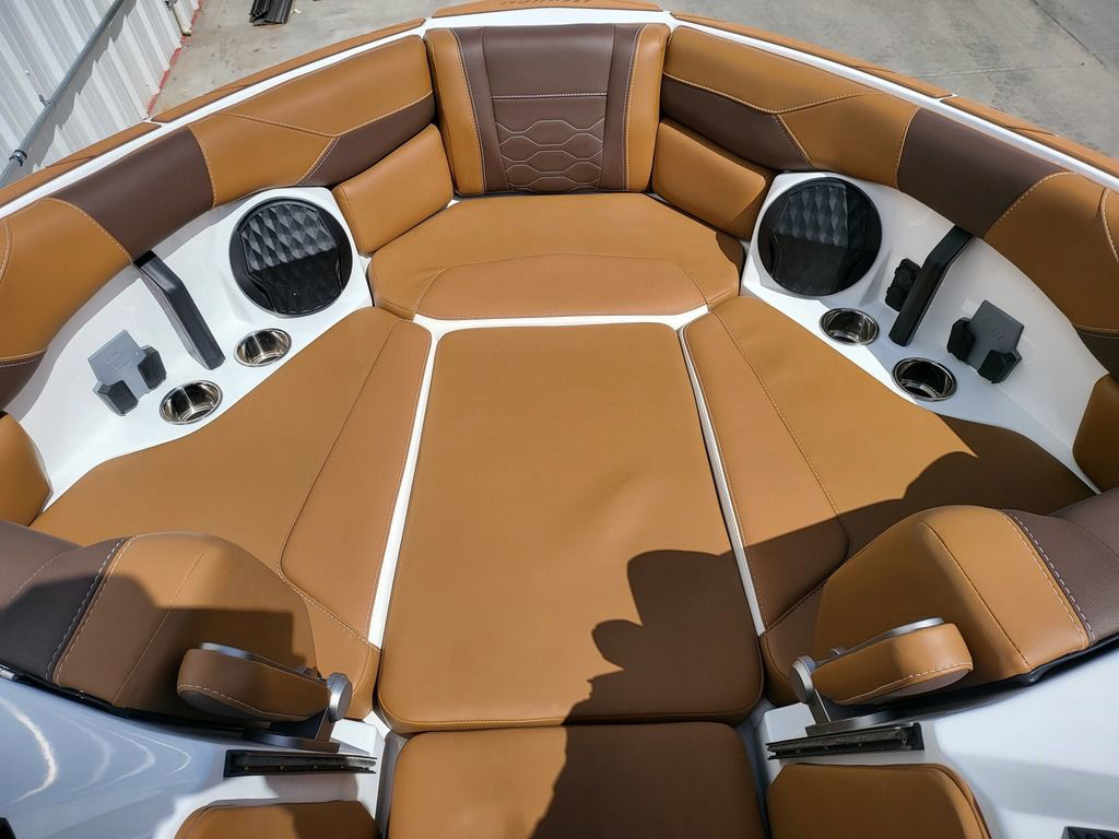 2025 Malibu Boats 23 LSV