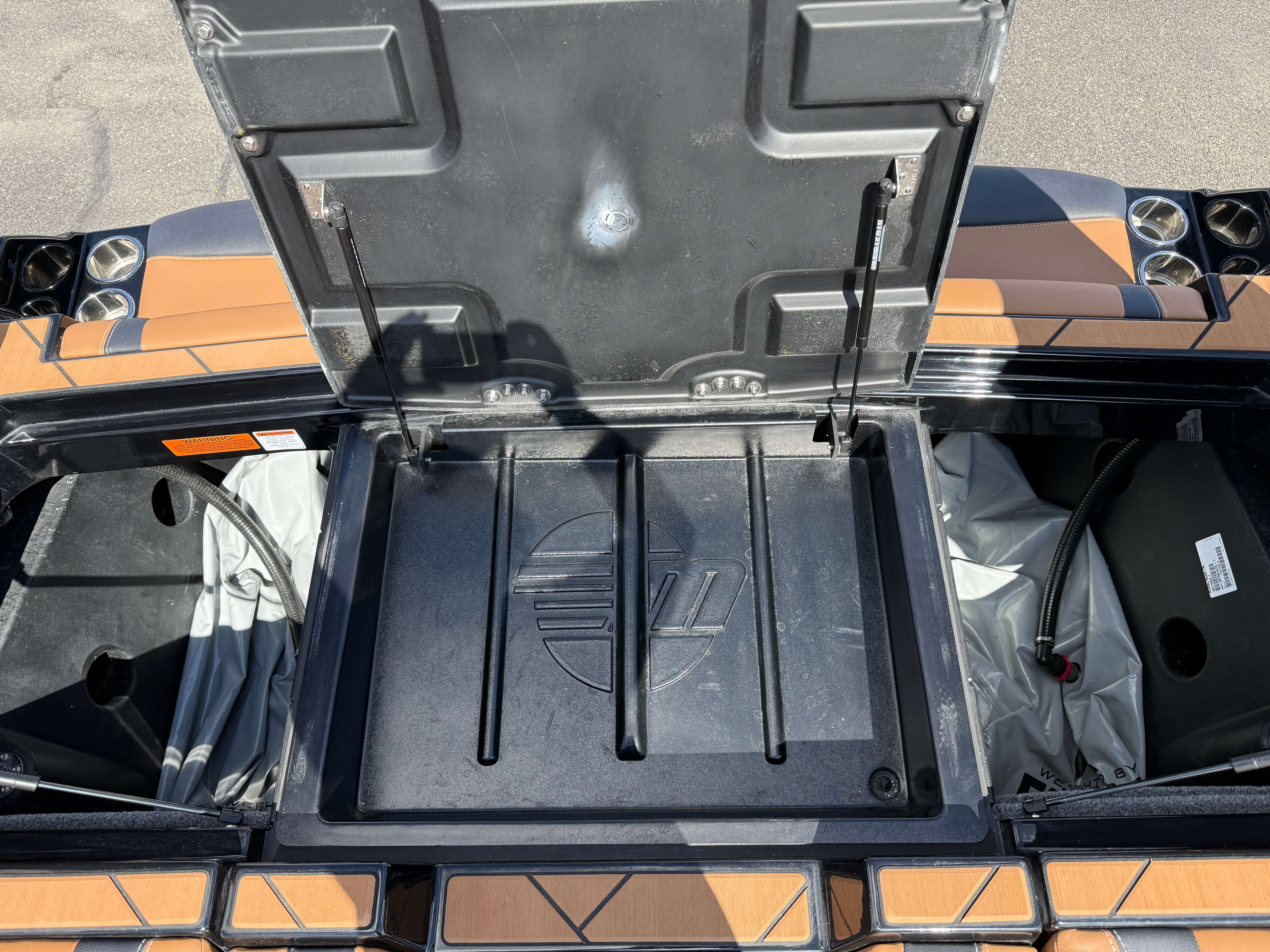 2024 Malibu Wakesetter 23 LSV Icon