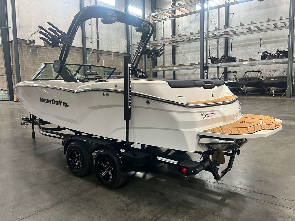 2025 MasterCraft NXT22