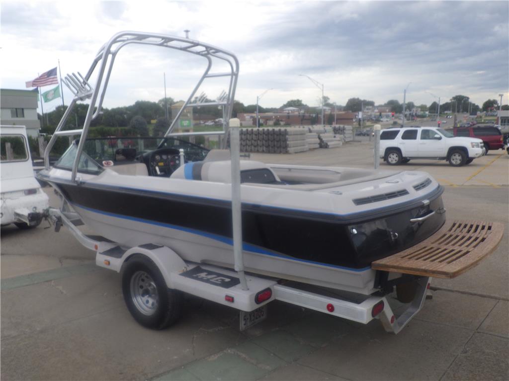 1994 MasterCraft ProStar 190