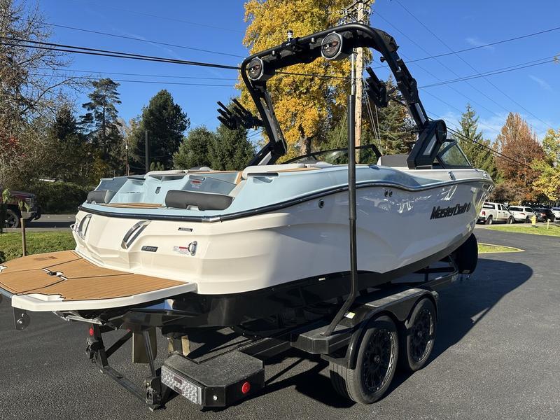 2025 MasterCraft X22