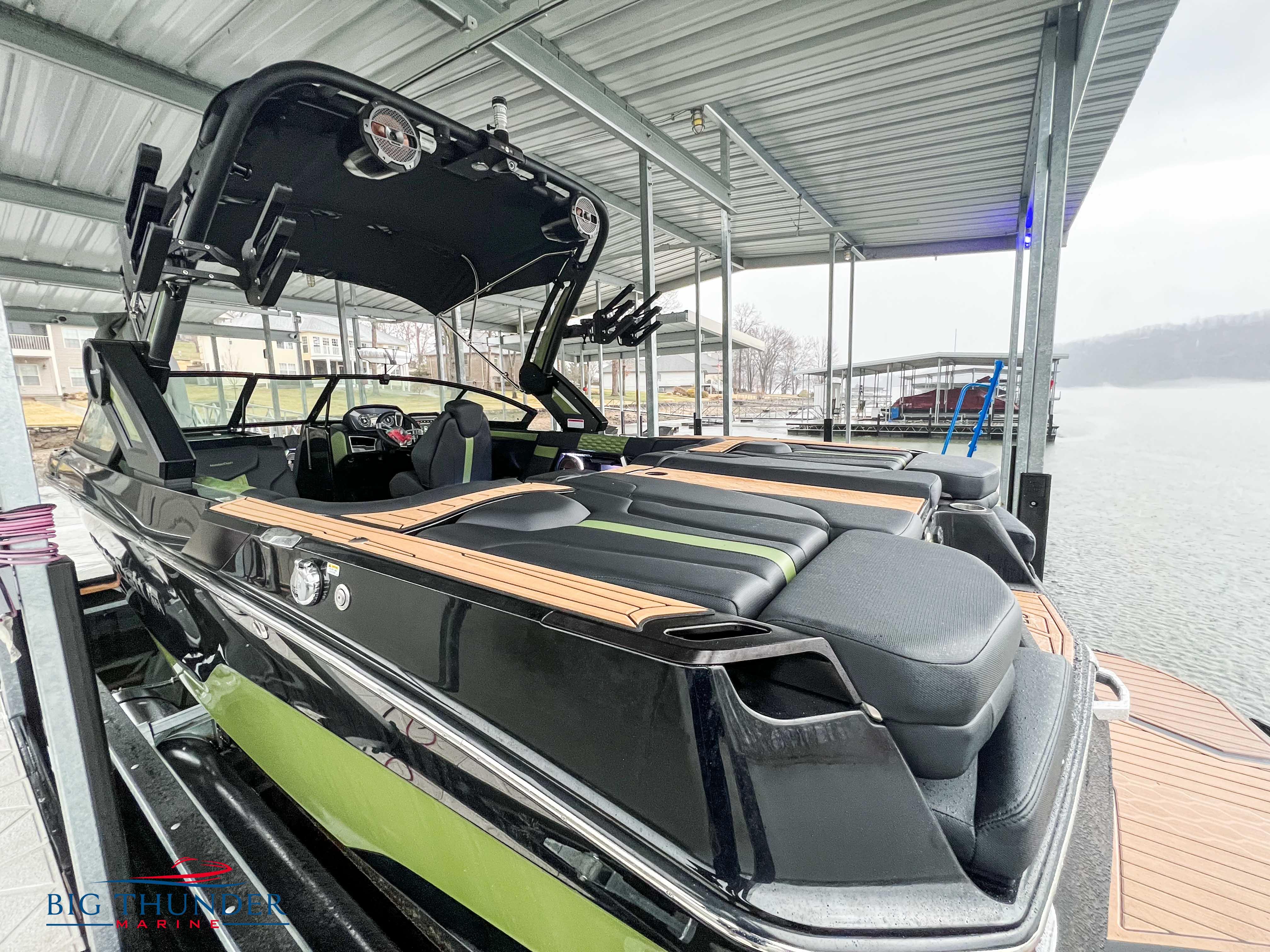 2022 Mastercraft XT23