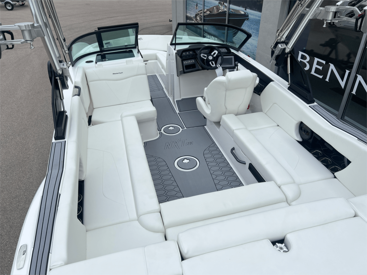 2024 MasterCraft NXT23